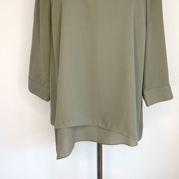J.Jill Asymmetrical Lightweight Split Neckline Moss Green Chiffon Blouse Sz M - Picture 4 of 15